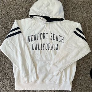 Brandy Melville Sweatshirt